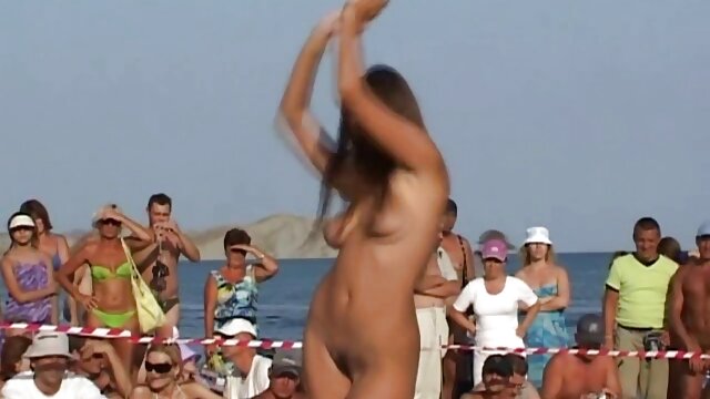 kostenlose Busty masturbieren in der reife geile alte frauen Küche