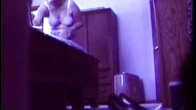 kostenlose Starten mature geile weiber Sie Spinnen und springen