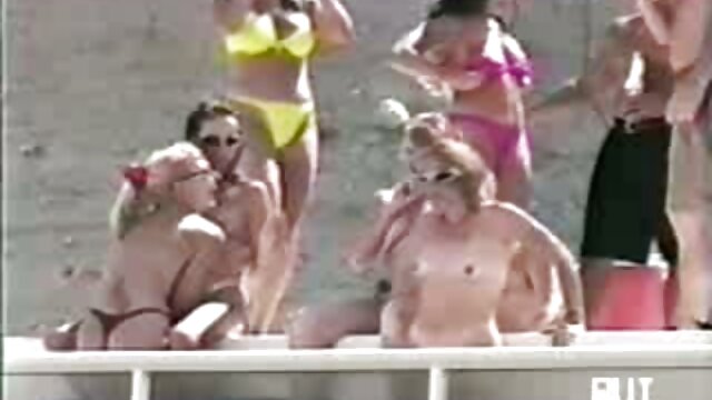 kostenlose Spielen mit Renata geile ältere damen