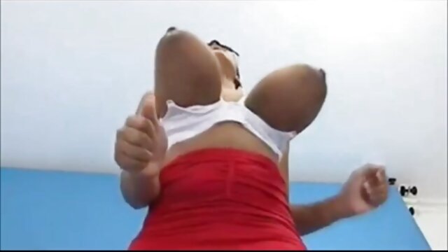 kostenlose Besitzer geile reife nackte frauen junges Mädchen